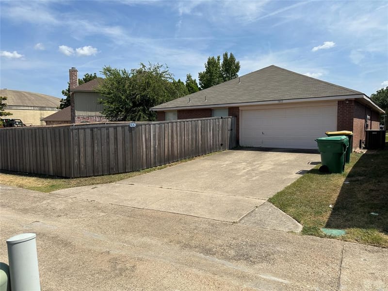 1811 Stewart Street, Cedar Hill TX 75104 - Photo 4