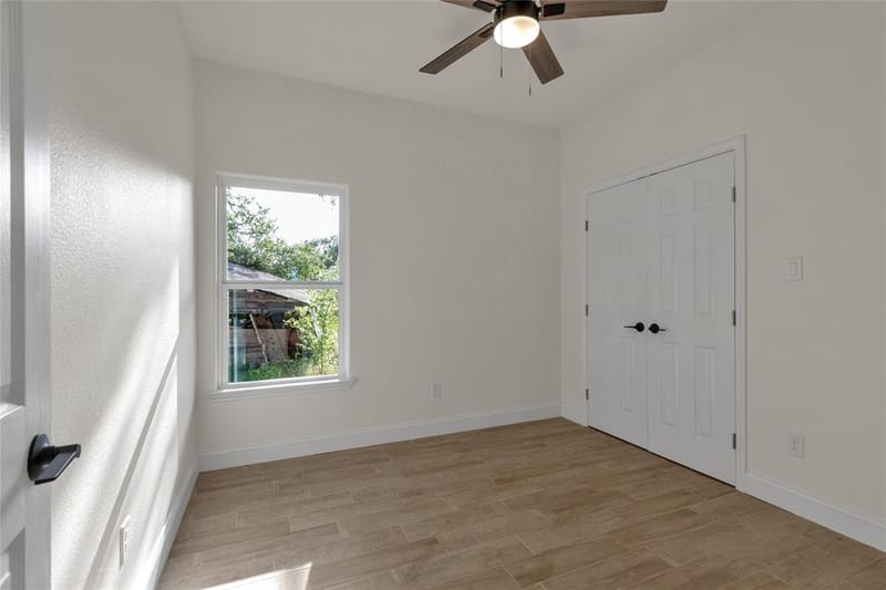 811 SW 28th Street, Mineral Wells TX 76067 - Photo 27