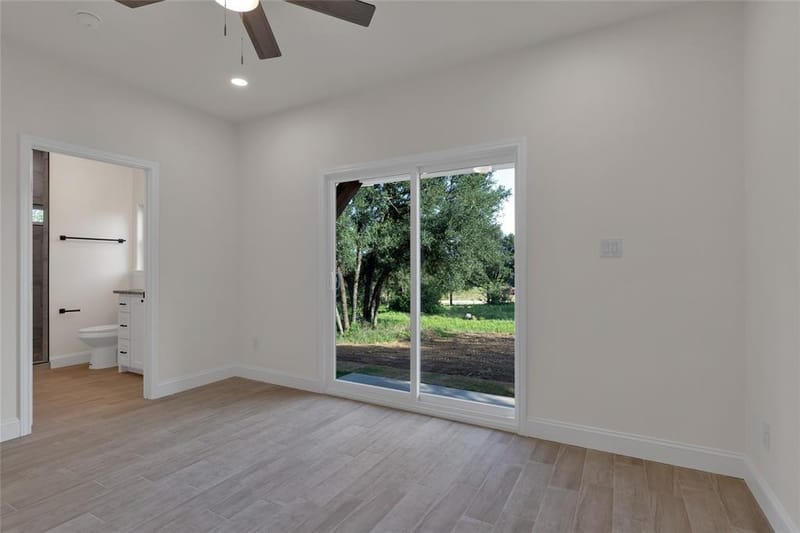 811 SW 28th Street, Mineral Wells TX 76067 - Photo 18