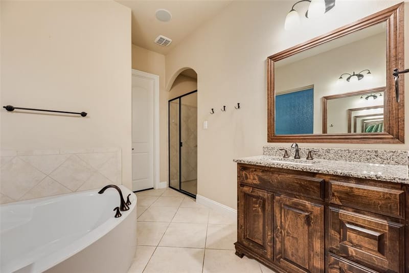 2886 Nottingham Drive, Trophy Club TX 76262 - Photo 15