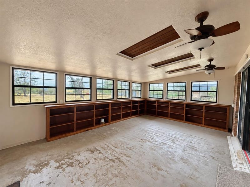 517 E Locust Street, Nocona TX 76255 - Photo 20