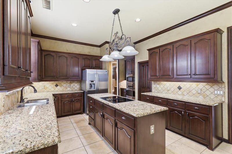 4545 Waterford Drive, Plano TX 75024 - Photo 13