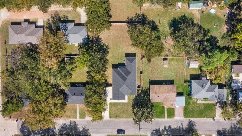 201 W South Street, Whitesboro TX 76273 - Photo 32