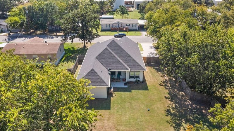 201 W South Street, Whitesboro TX 76273 - Photo 4