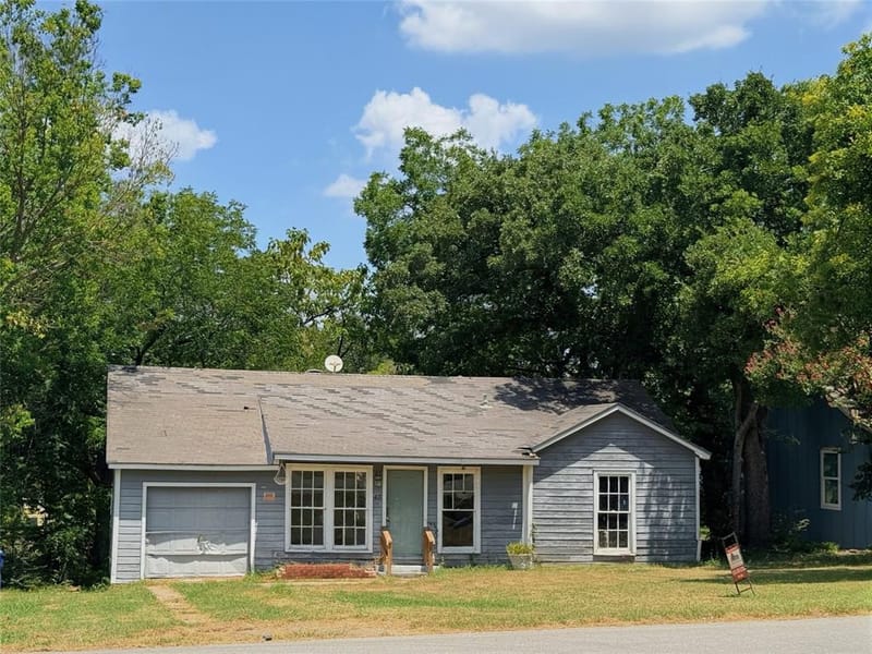 43 W Parnell Street, Denison TX 75020