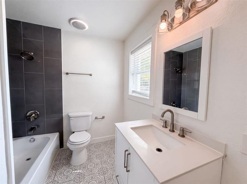 832 Central Drive, Bedford TX 76022 - Photo 23