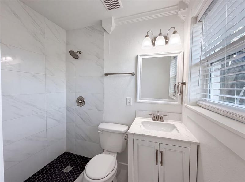 832 Central Drive, Bedford TX 76022 - Photo 22