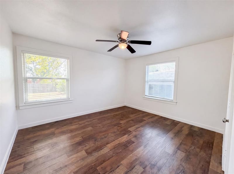 832 Central Drive, Bedford TX 76022 - Photo 20