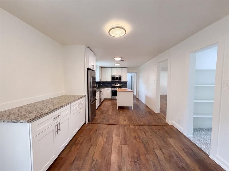 832 Central Drive, Bedford TX 76022 - Photo 9