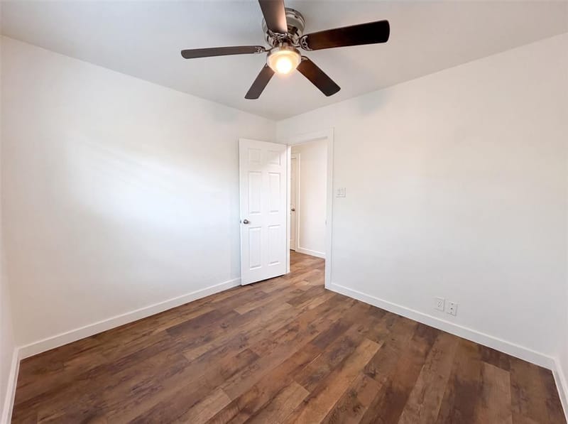 832 Central Drive, Bedford TX 76022 - Photo 19