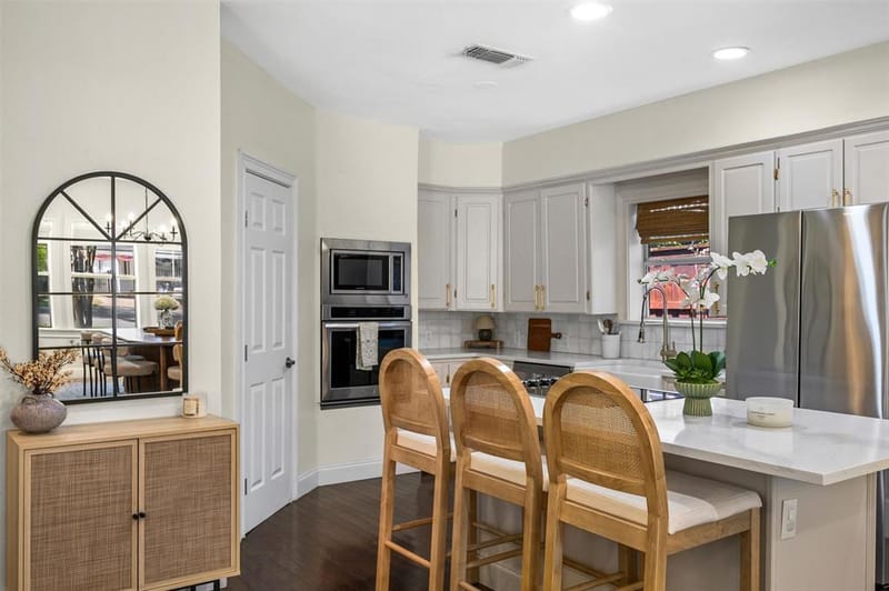 5223 Denton Drive, Dallas TX 75235 - Photo 13