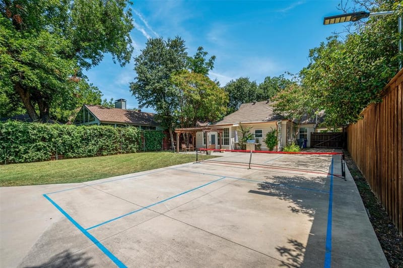 5223 Denton Drive, Dallas TX 75235 - Photo 36