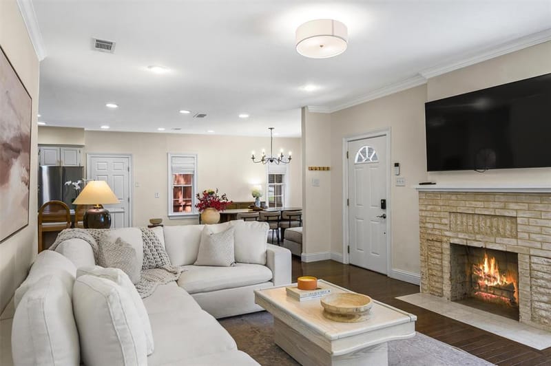 5223 Denton Drive, Dallas TX 75235 - Photo 9
