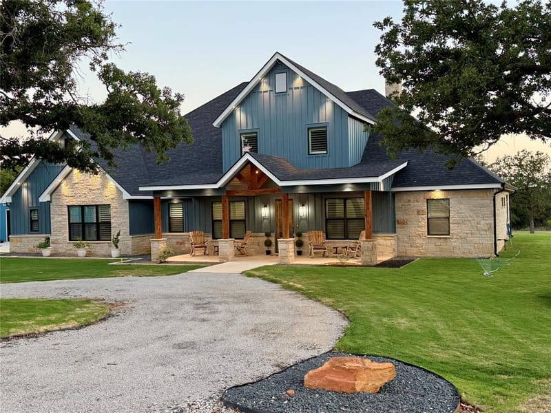 1526 Half Moon Circle, Early TX 76802