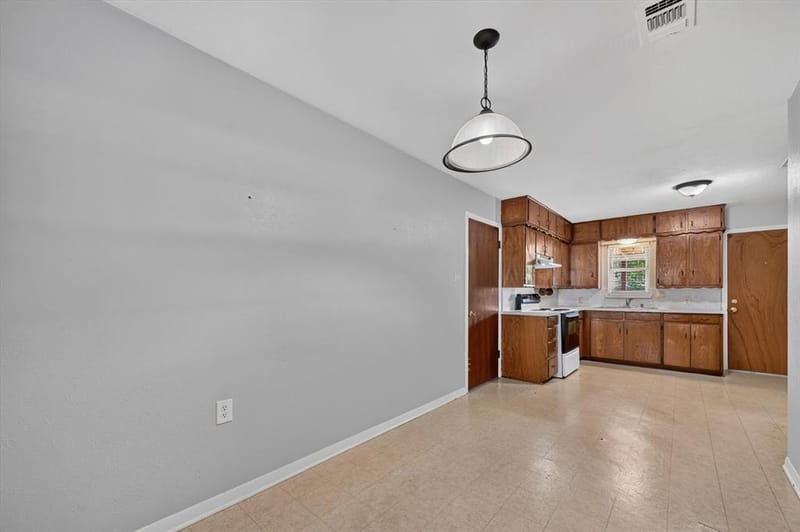 108 S Lakeview Drive, Lake Dallas TX 75065 - Photo 11
