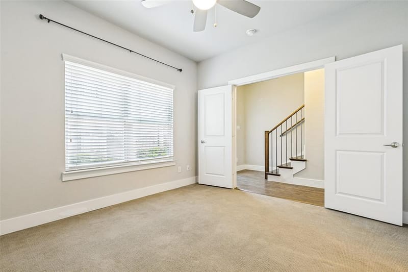1305 Palm Springs Lane, Dallas TX 75204 - Photo 27
