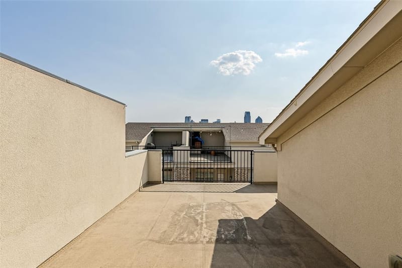 1305 Palm Springs Lane, Dallas TX 75204 - Photo 29