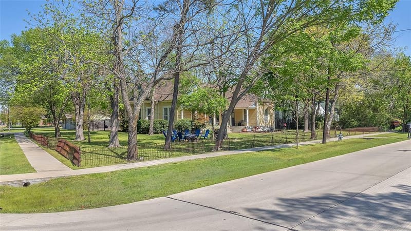 408 S Center Street, Forney TX 75126 - Photo 33