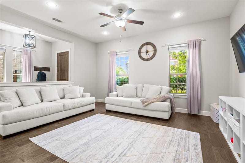 4502 Spanish Indigo Lane, Arlington TX 76005 - Photo 5