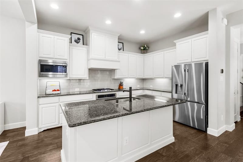 4502 Spanish Indigo Lane, Arlington TX 76005 - Photo 9