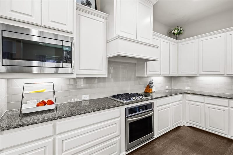 4502 Spanish Indigo Lane, Arlington TX 76005 - Photo 10