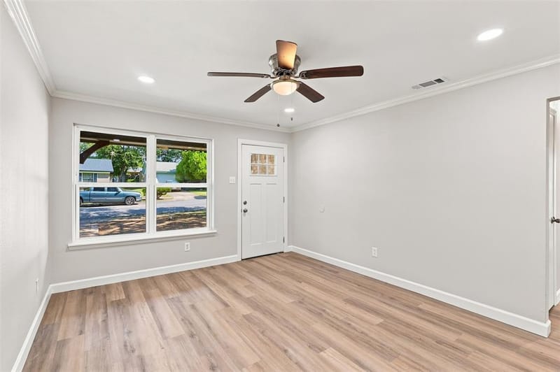 2730 Ridgewood Street, Irving TX 75062 - Photo 23