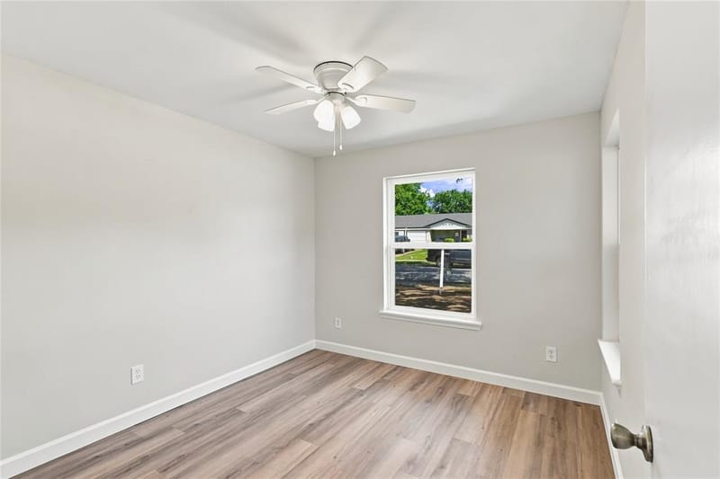2730 Ridgewood Street, Irving TX 75062 - Photo 20