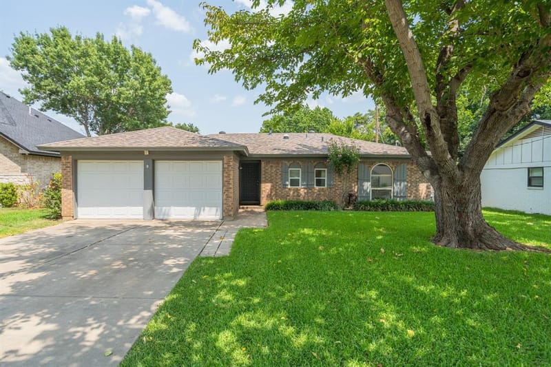 6980 Cox Lane, North Richland Hills TX 76182