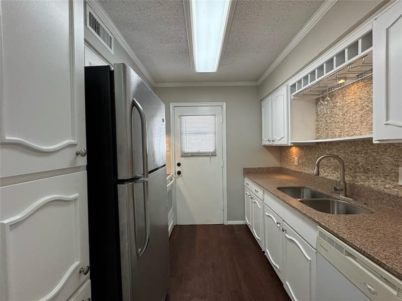7832 Royal Lane # 211, Dallas TX 75230 - Photo 6