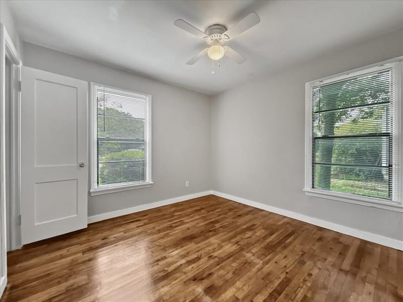 4929 Donnelly Avenue, Fort Worth TX 76107 - Photo 10