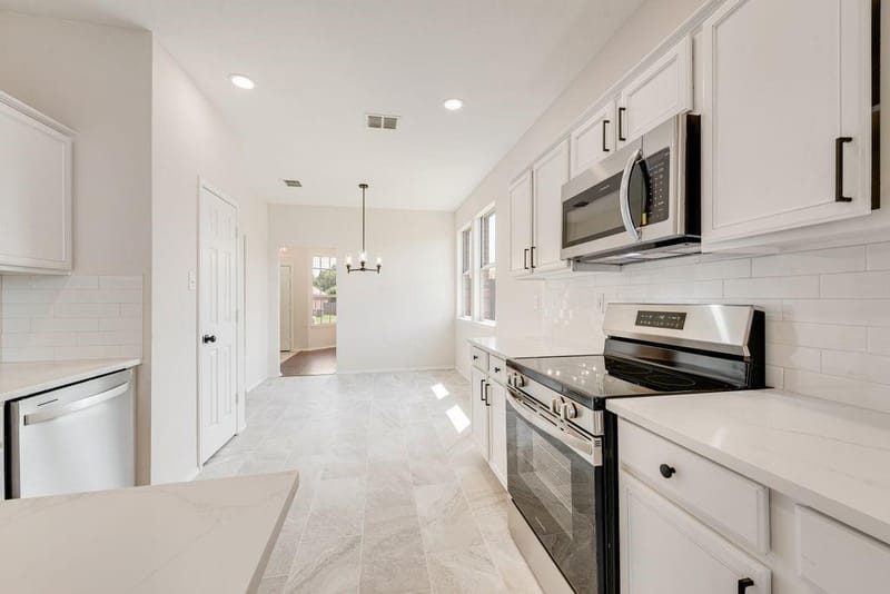 4005 Carrington Drive, Garland TX 75043 - Photo 11