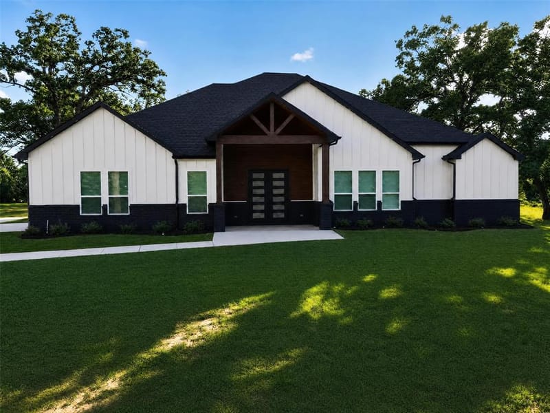 153 Crestview Drive, Corsicana TX 75109