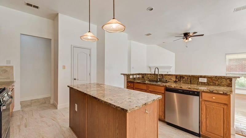 2311 Forest Park Circle, Mansfield TX 76063 - Photo 9
