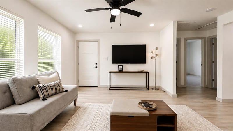 2126 Marfa Avenue, Dallas TX 75216