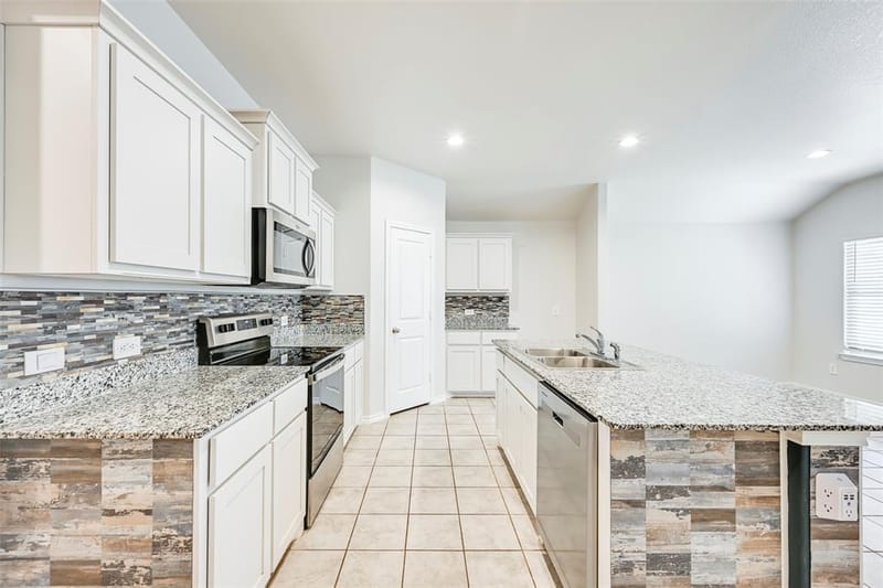 256 Olympia Marble Drive, Fort Worth TX 76131 - Photo 10