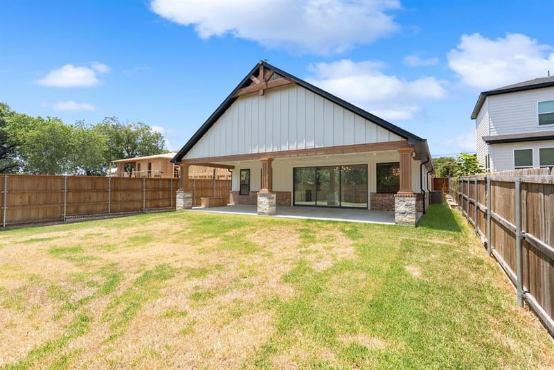 1334 E Kiest Boulevard, Dallas TX 75216 - Photo 36