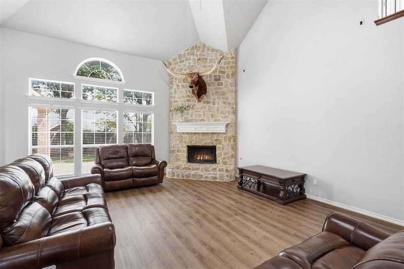 424 High Desert Drive, Fort Worth TX 76131 - Photo 10