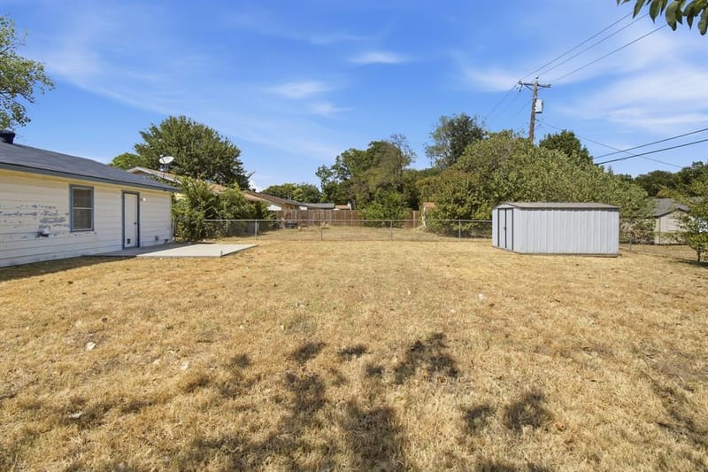 804 Aransas Drive, Euless TX 76039 - Photo 33