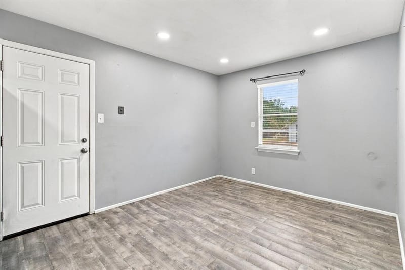 804 Aransas Drive, Euless TX 76039 - Photo 18
