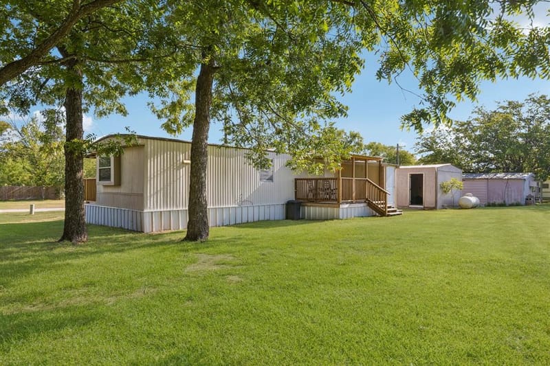 2437 Grapevine Court, Weatherford TX 76087 - Photo 26