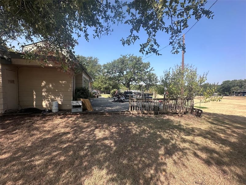 2709 Sky Harbour Drive, Granbury TX 76049 - Photo 23