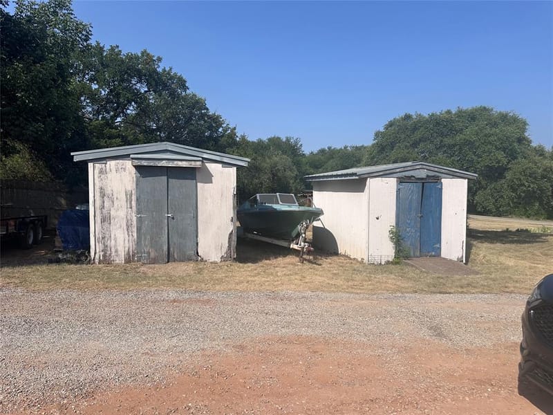 2709 Sky Harbour Drive, Granbury TX 76049 - Photo 16