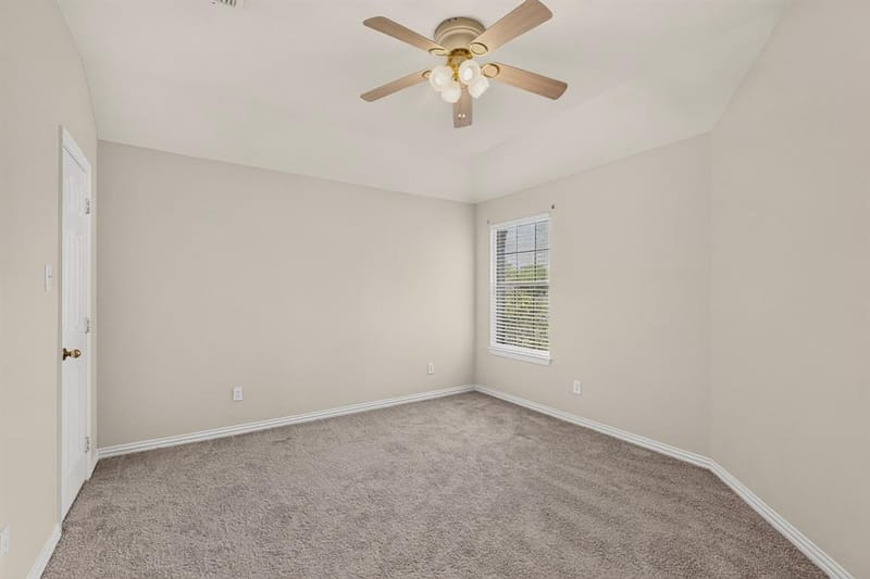 300 Cosbie Drive, Irving TX 75063 - Photo 27