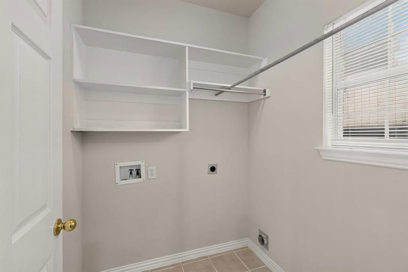 300 Cosbie Drive, Irving TX 75063 - Photo 16