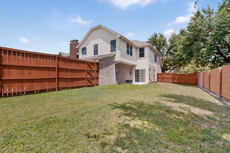 300 Cosbie Drive, Irving TX 75063 - Photo 34