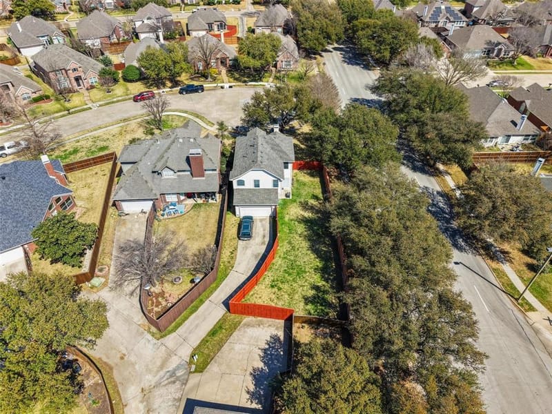 300 Cosbie Drive, Irving TX 75063 - Photo 39