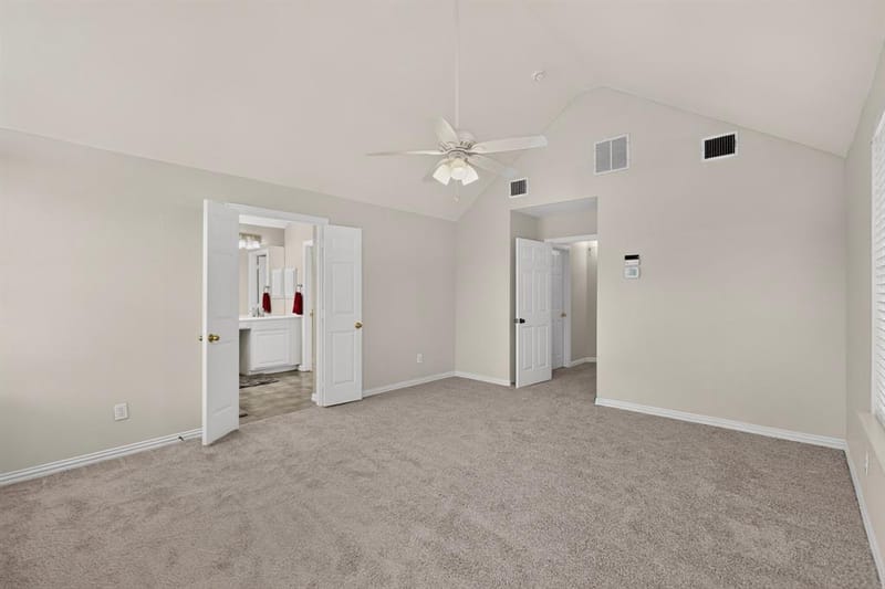 300 Cosbie Drive, Irving TX 75063 - Photo 21