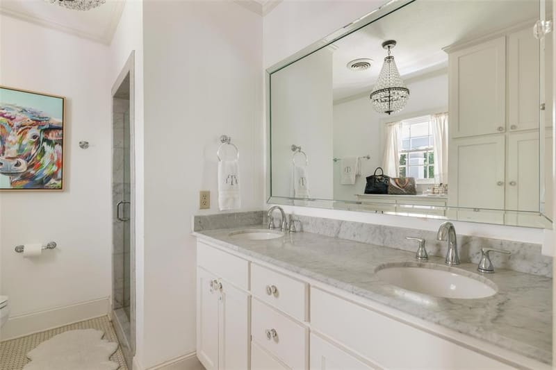 2036 Windsor Place, Fort Worth TX 76110 - Photo 10