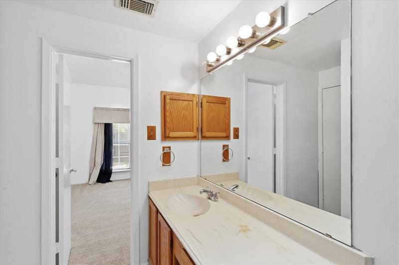 1367 Mimosa Lane, Lewisville TX 75077 - Photo 13
