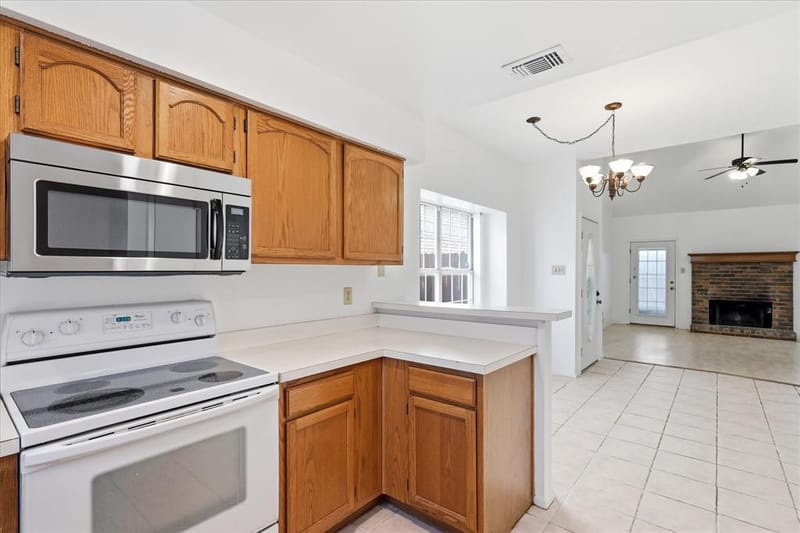 1367 Mimosa Lane, Lewisville TX 75077 - Photo 8
